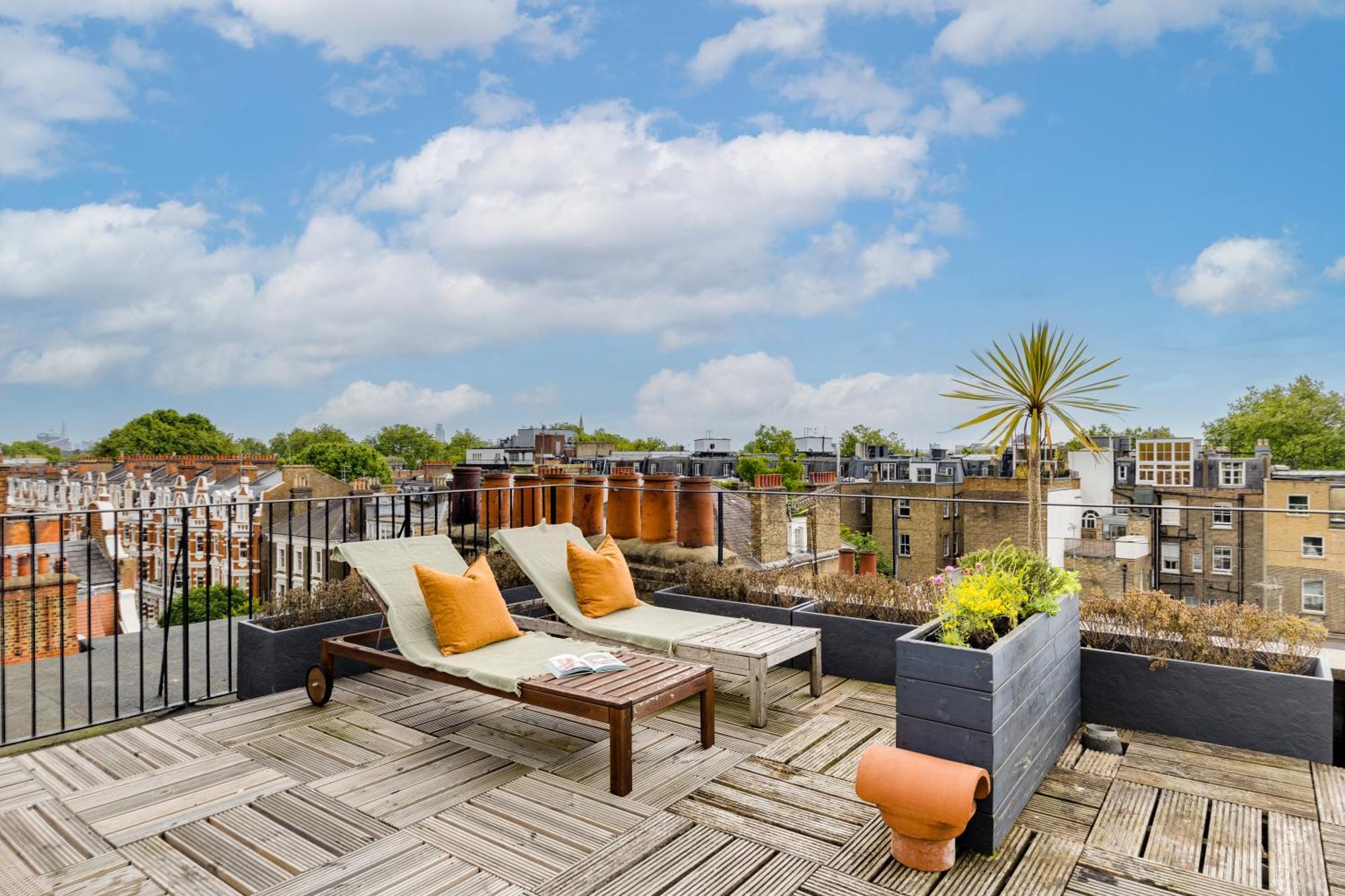Luana'S Stunning Rooftop London Bagian luar foto